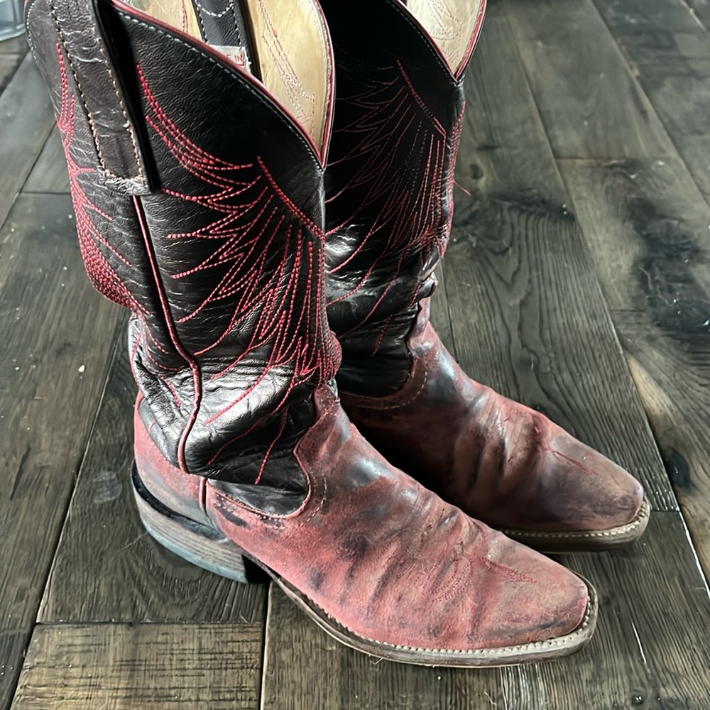 Anderson Bean Red Suede Women's Boots Size 7 B